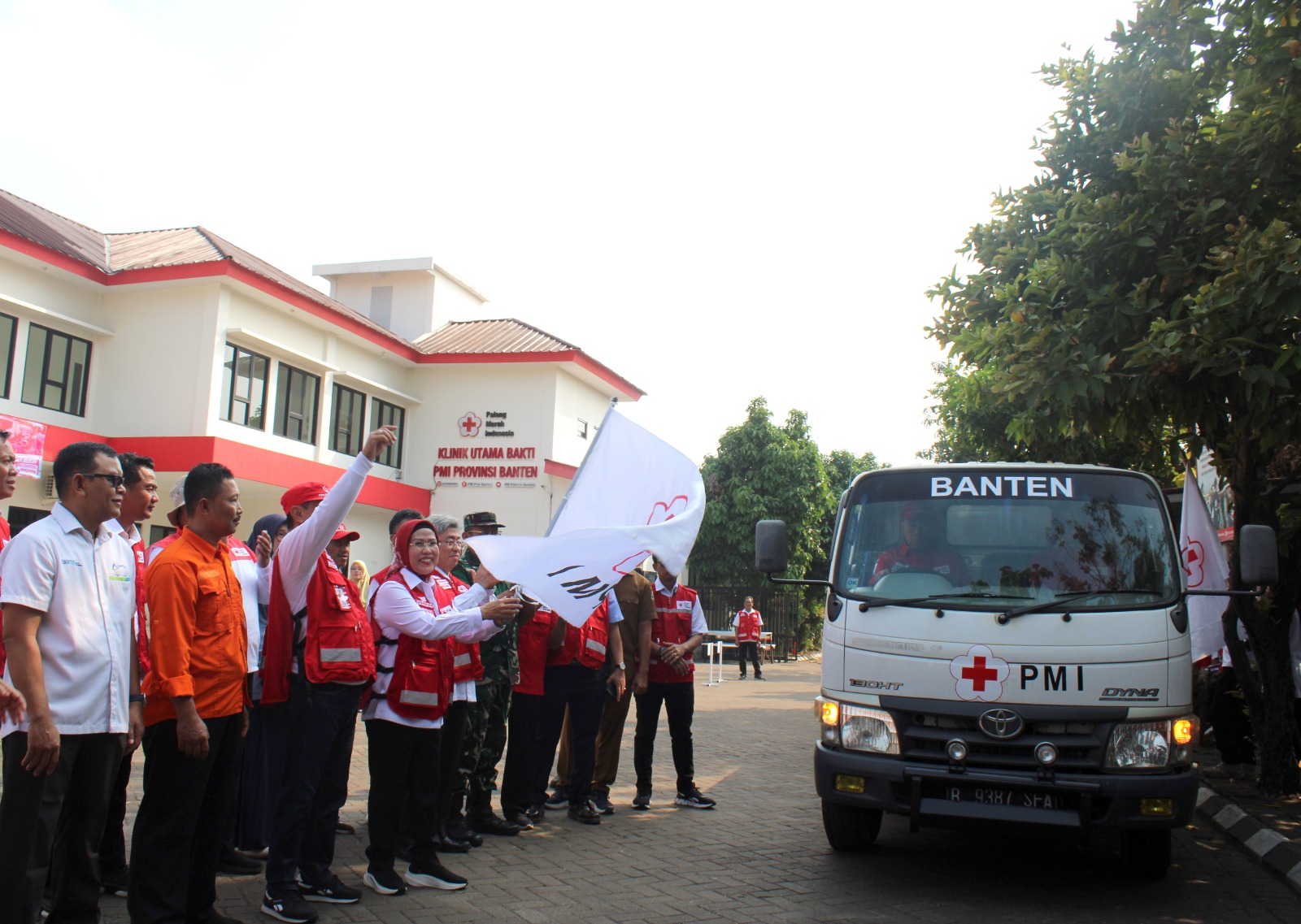 PMI Banten Siapkan 6,6 Juta Liter Air Bersih Hadapi Kekeringan, Disalurkan ke 8 Kabupaten/Kota Selama 11Bulan
